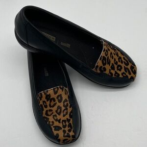 Clarks Bayou Leather Hair Loafers Leopard Print Women 8.5W Black Brown Western